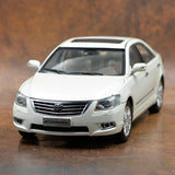 [OEM] 1:18 Toyota 2009 Camry valkoinen pienoismalli Die-Cast