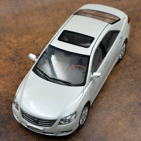 [OEM] 1:18 Toyota 2009 Camry valkoinen pienoismalli Die-Cast
