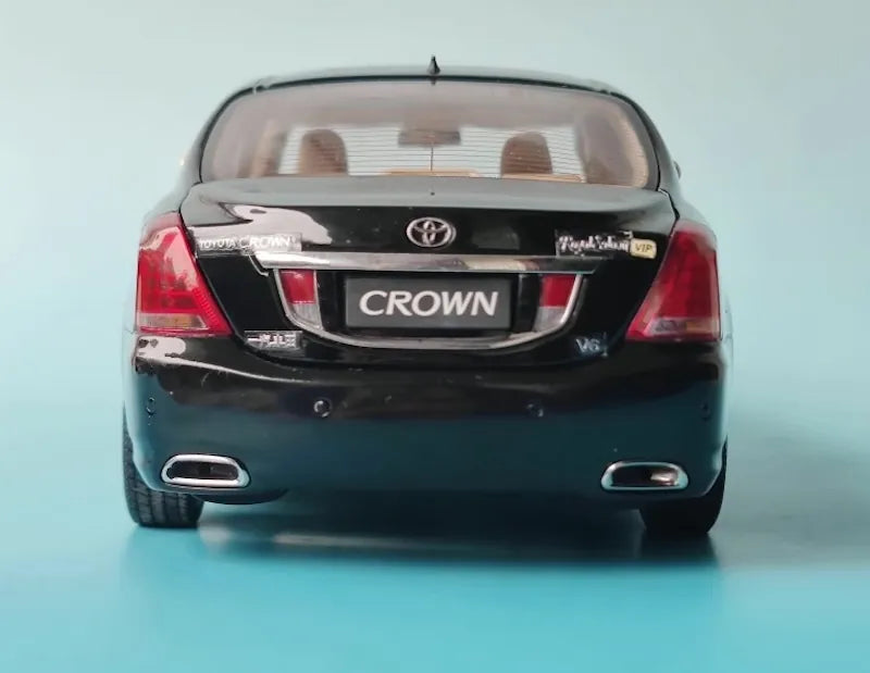 [OEM] 1:18 Toyota 2009 Crown S200 Black Model Car Die-Cast