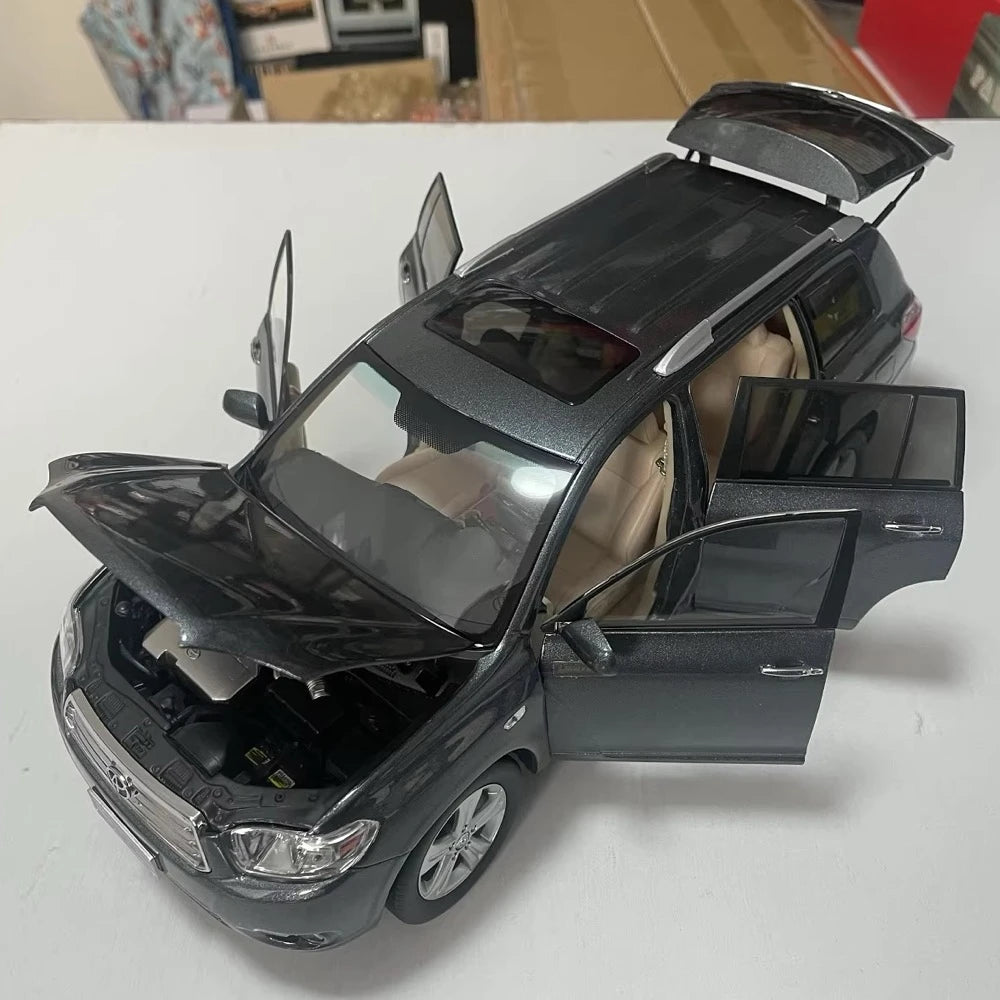 [OEM] 1:18 Toyota 2009 Highlander harmaa pienoismalli Die-Cast