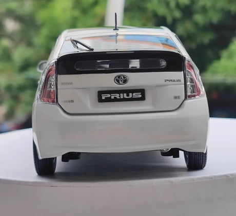 [OEM] 1:18 Toyota 2009 Prius White Model Car Die-Cast