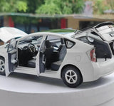 [OEM] 1:18 Toyota 2009 Prius White Model Car Die-Cast