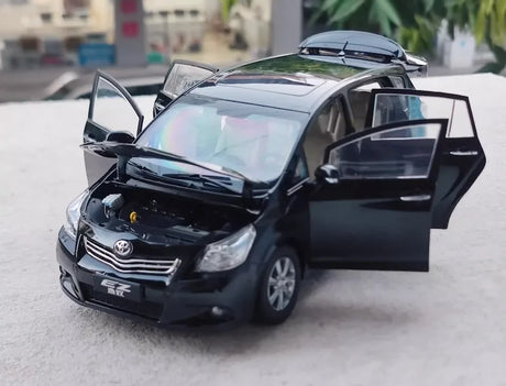[OEM] 1:18 Toyota 2009 Verso Black Model Car Die-Cast