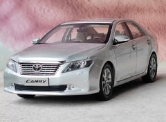 [OEM] 1:18 Toyota 2011 Camry Silver Model Car Die-Cast