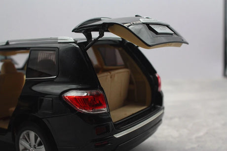 [OEM] 1:18 Toyota 2012 Highlander Black Model Car Die-Cast