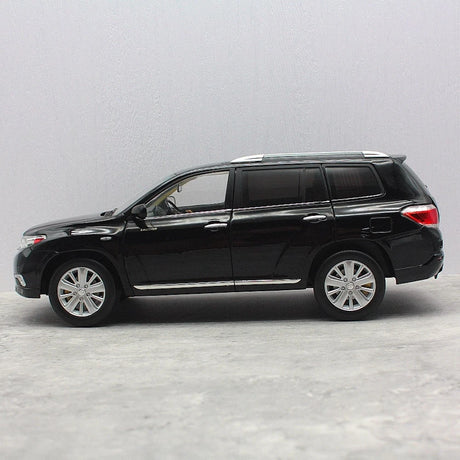 [OEM] 1:18 Toyota 2012 Highlander Black Model Car Die-Cast