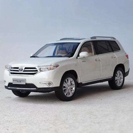 [OEM] 1:18 Toyota 2012 Highlander vit modellbil Die-Cast