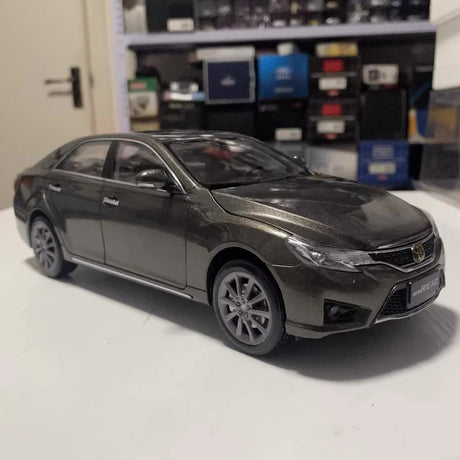 [OEM] 1:18 Toyota 2013 Reiz X130 marron voiture miniature Die-Cast
