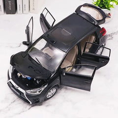 [OEM] 1:18 Toyota 2013 Yaris Black Model Car Die-Cast