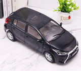 [OEM] 1:18 Toyota 2013 Yaris svart modellbil Die-Cast