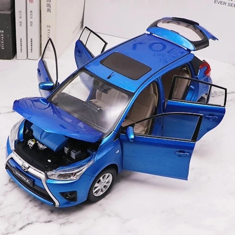 [OEM] 1:18 Toyota 2013 Yaris Blue Model Car Die-Cast