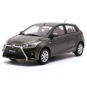 [OEM] 1:18 Toyota 2013 Yaris grijs modelauto Die-Cast