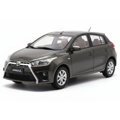 [OEM] 1:18 Toyota 2013 Yaris grigio modellino di auto Die-Cast