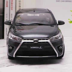 [OEM] 1:18 Toyota 2013 Yaris grigio modellino di auto Die-Cast
