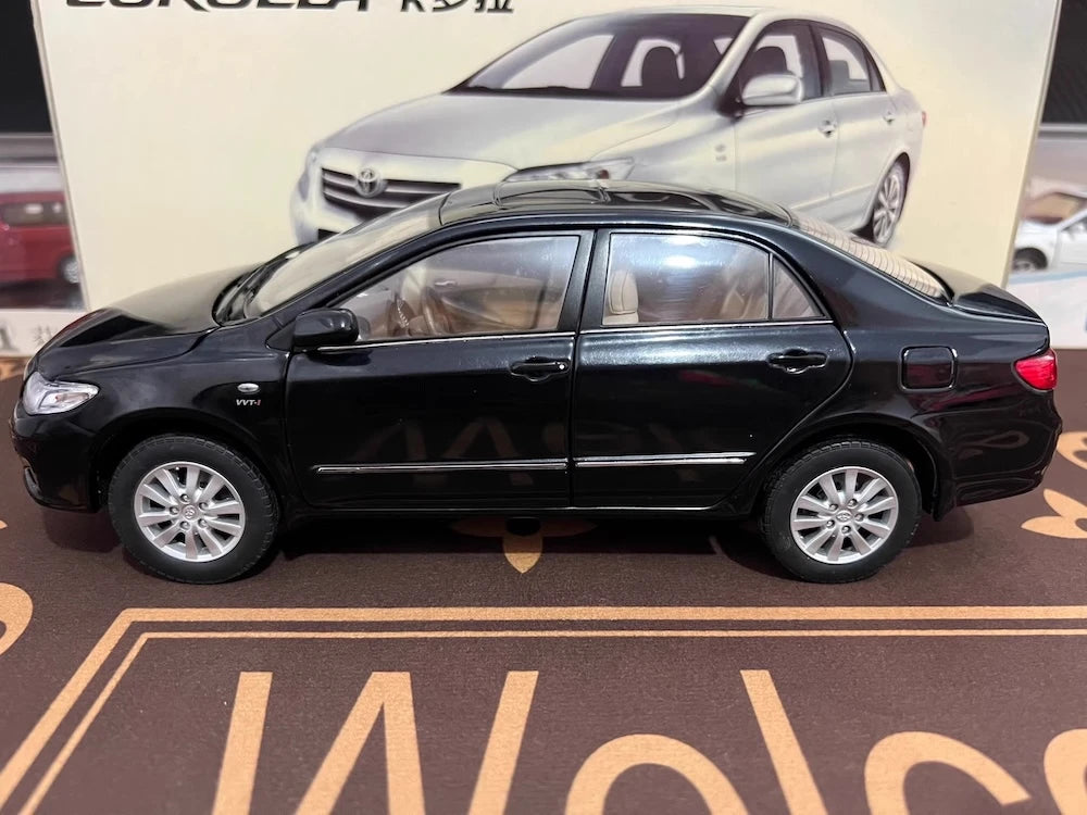 [OEM] 1:18 Toyota 2014 Corolla 10th Black Model Car Die-Cast