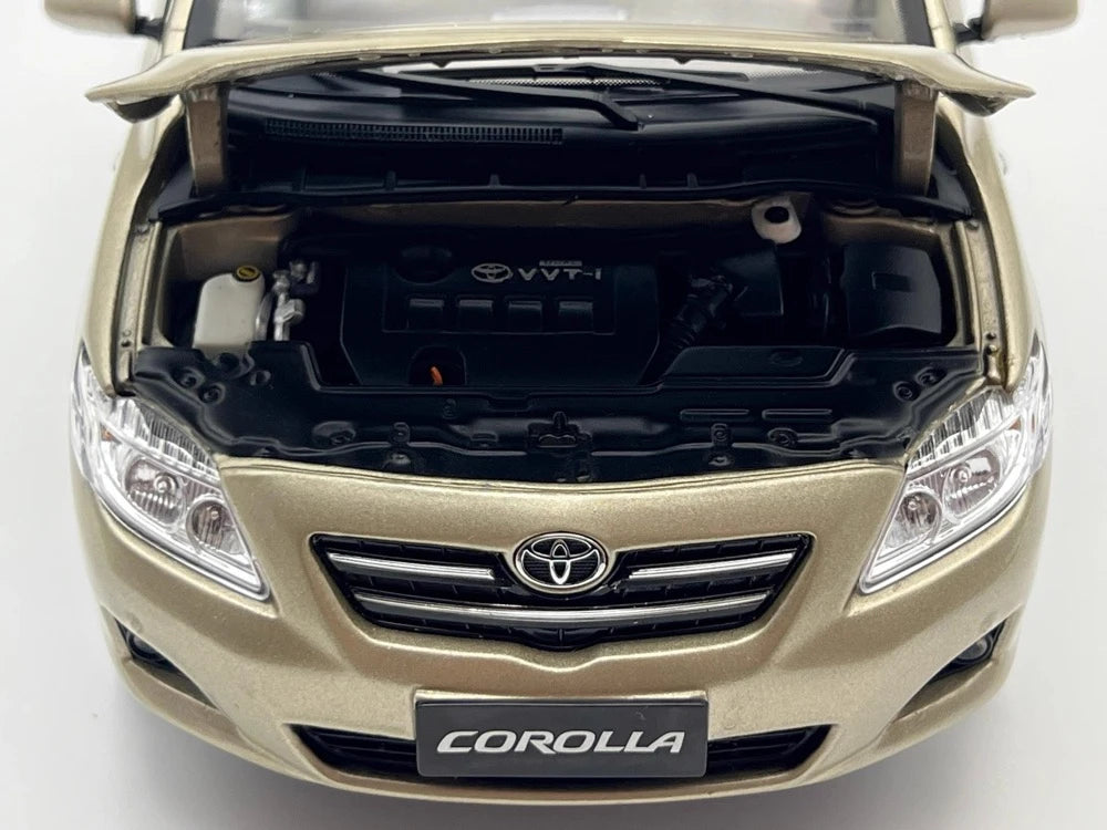 [OEM] 1:18 Toyota 2014 Corolla 10th Gold Model Car Die-Cast