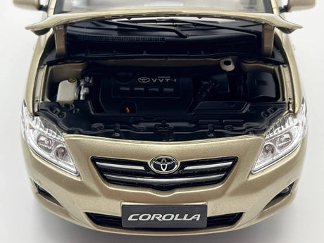 [OEM] 1:18 Toyota 2014 Corolla 10th guld modellbil Die-Cast