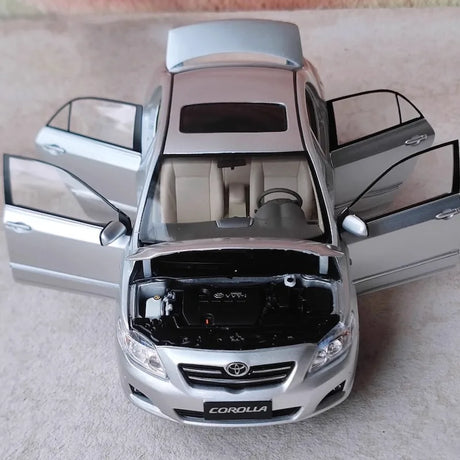 [OEM] 1:18 Toyota 2014 Corolla 10th Silver Model Car Die-Cast