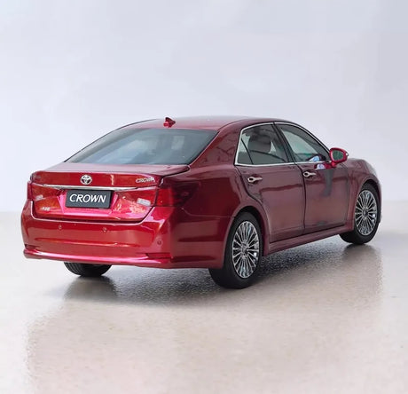 [OEM] 1:18 Toyota 2014 Crown 14th Red Model Car Die-Cast