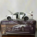 [OEM] 1:18 Toyota 2014 Crown 14th White Model Car Die-Cast