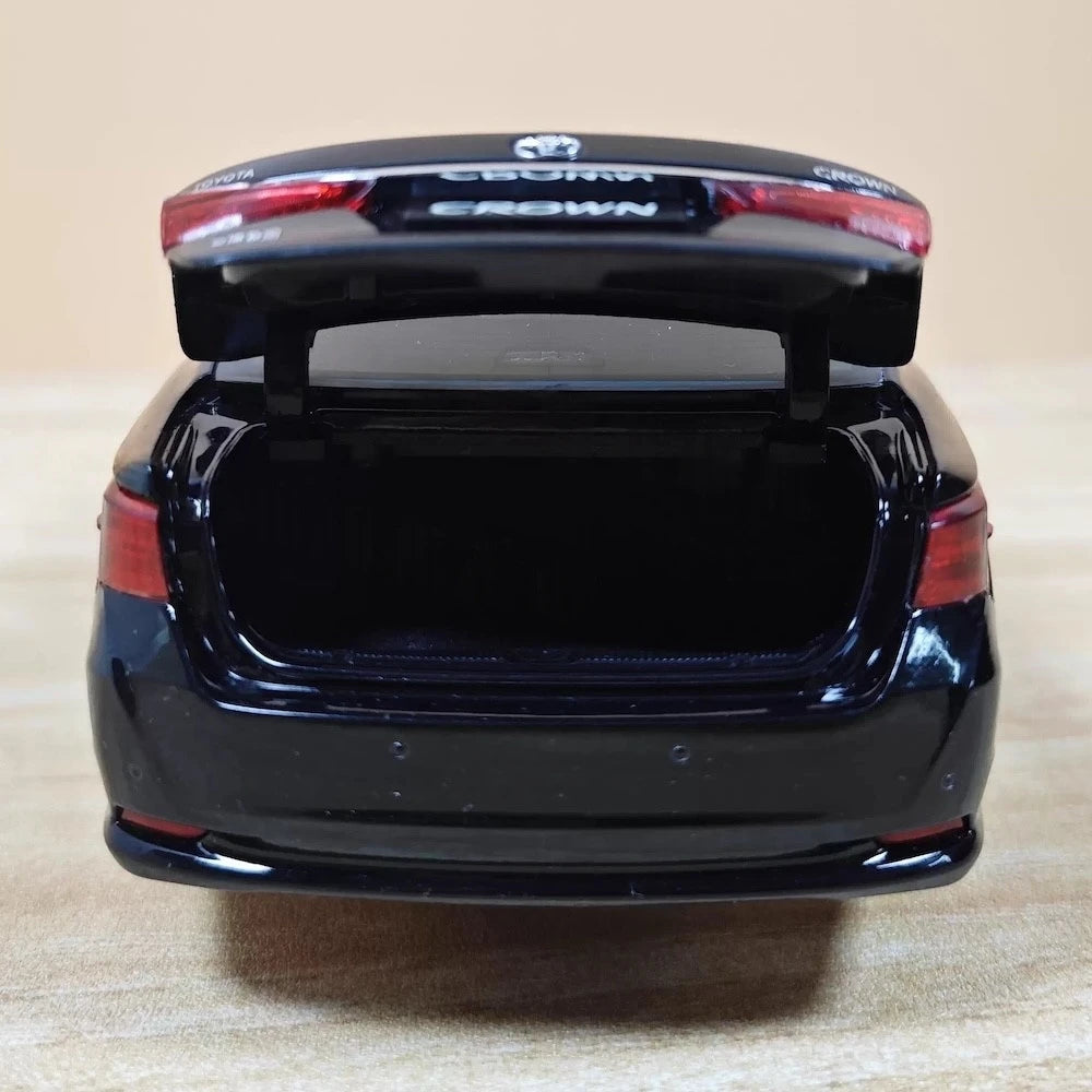 [OEM] 1:18 Toyota 2014 Crown 14th Black Model Car Die-Cast