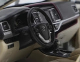 [OEM] 1:18 Toyota 2015 Highlander Silver Model Car Die-Cast