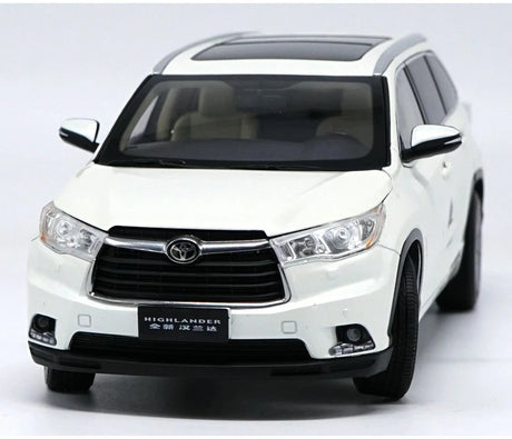 [OEM] 1:18 Toyota 2015 Highlander vit modellbil Die-Cast