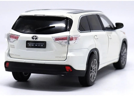 [OEM] 1:18 Toyota 2015 Highlander vit modellbil Die-Cast