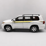 OEM Toyota 2015 Land Cruiser White 1:18 – Sammelobjekt aus Druckguss