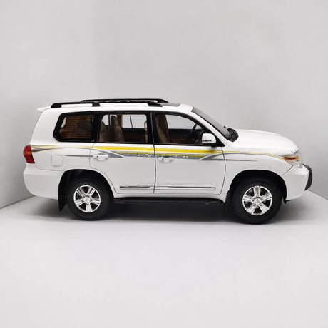 OEM Toyota 2015 Land Cruiser White 1:18 – Collectible Diecast Model Die-Cast