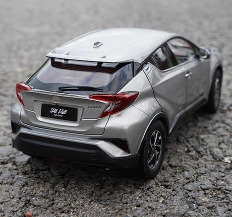 [OEM] 1:18 Toyota 2017 C-HR grå modellbil Die-Cast