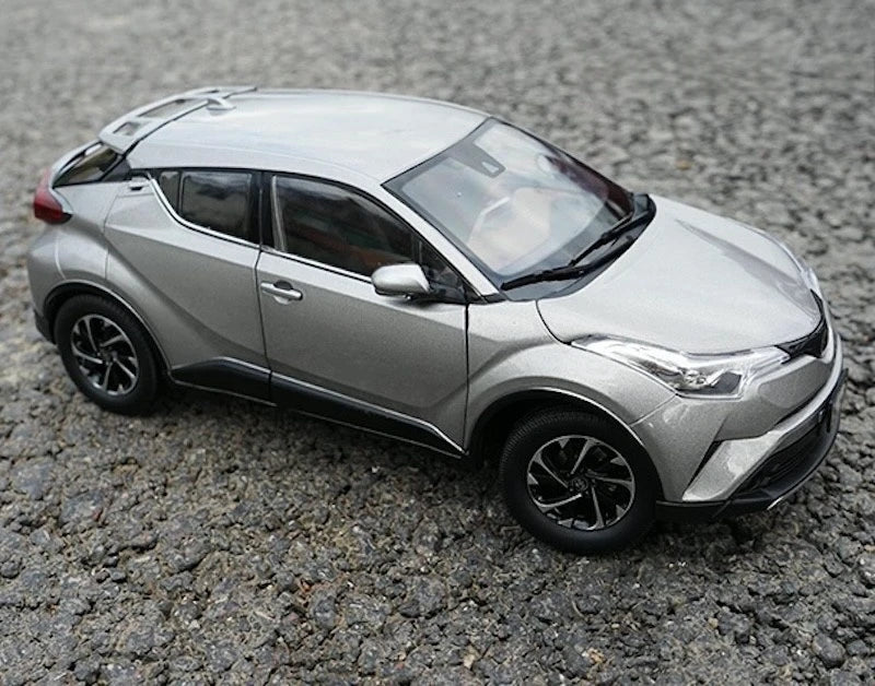 [OEM] 1:18 Toyota 2017 C-HR grigio modellino di auto Die-Cast