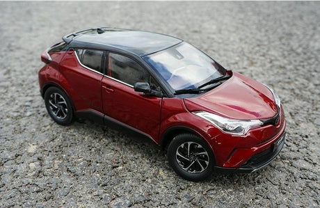 [OEM] 1:18 Toyota 2017 C-HR röd modellbil Die-Cast