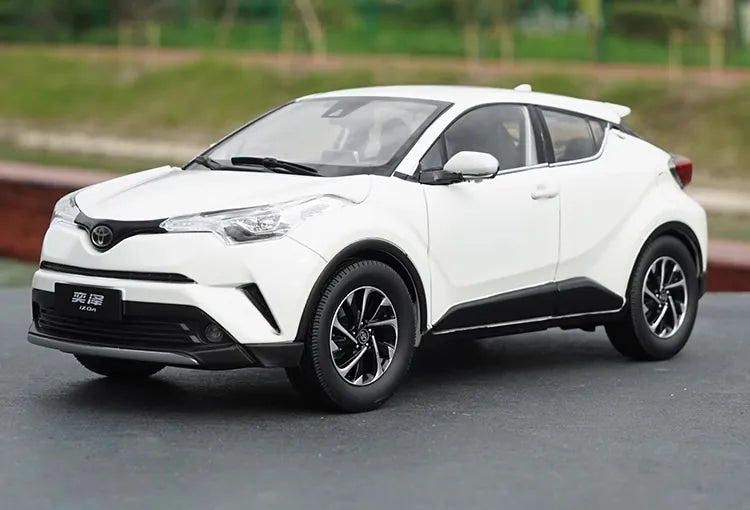 [OEM] 1:18 Toyota 2017 C-HR White Model Car Die-Cast
