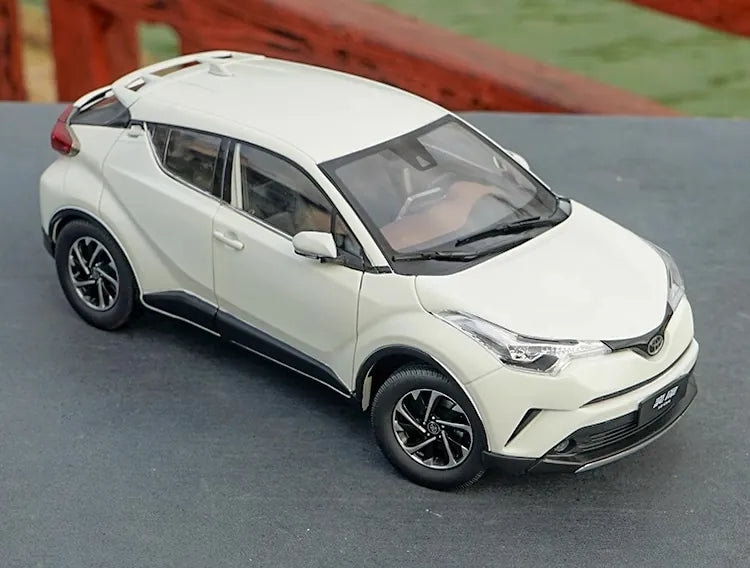 [OEM] 1:18 Toyota 2017 C-HR White Model Car Die-Cast