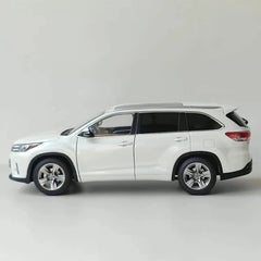 [OEM] 1:18 Toyota 2017 Highlander bianco modellino di auto Die-Cast