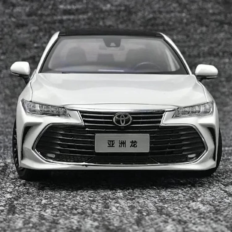 [OEM] 1:18 Toyota 2018 Avalon bianco modellino di auto Die-Cast