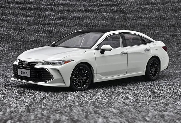 [OEM] 1:18 Toyota 2018 Avalon bianco modellino di auto Die-Cast