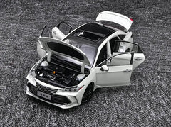 [OEM] 1:18 Toyota 2018 Avalon bianco modellino di auto Die-Cast