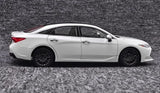 [OEM] 1:18 Toyota 2018 Avalon White Model Car Die-Cast