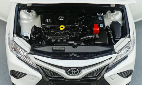 [OEM] 1:18 Toyota 2018 Camry SX vit modellbil Die-Cast