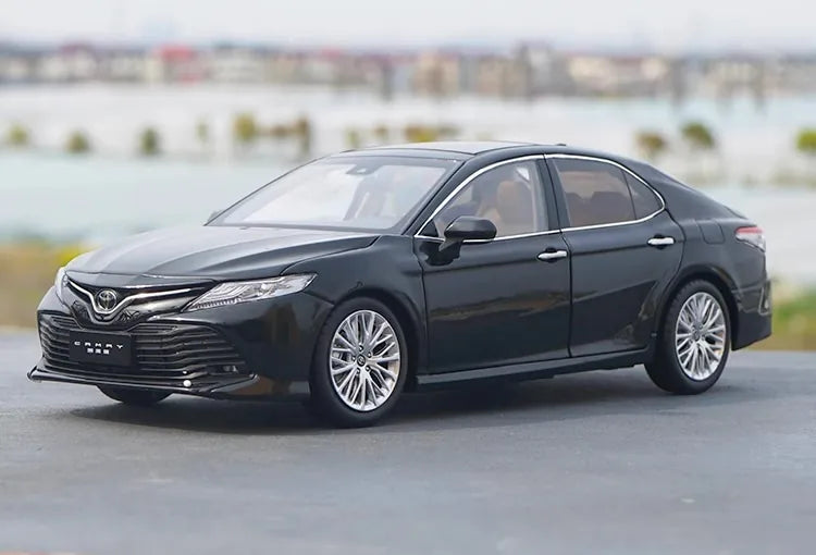 [OEM] 1:18 Toyota 2018 Camry XV70 Black Model Car Die-Cast