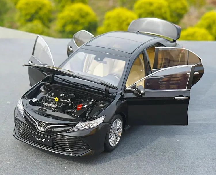 [OEM] 1:18 Toyota 2018 Camry XV70 nero modellino di auto Die-Cast
