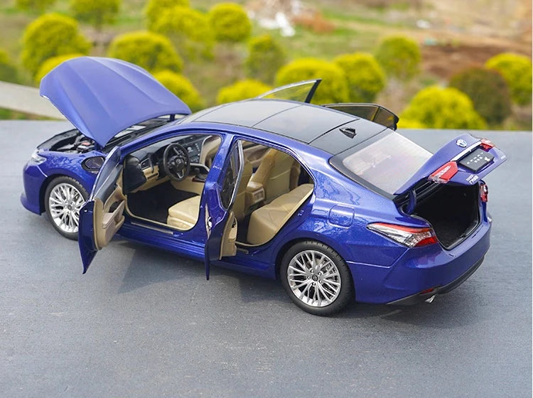 [OEM] 1:18 Toyota 2018 Camry XV70 Blue Model Car Die-Cast