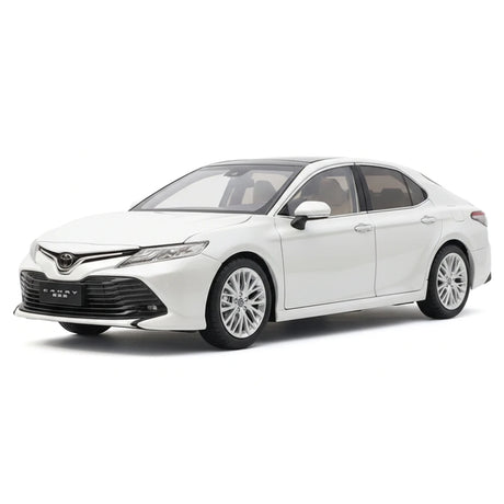 [OEM] 1:18 Toyota 2018 Camry XV70 vit modellbil Die-Cast