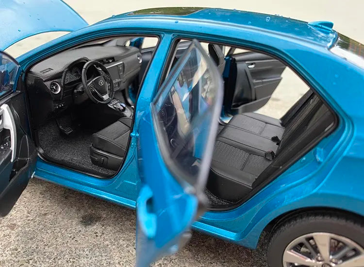 [OEM] 1:18 Toyota 2019 Levin PHEV Blue Model Car Die-Cast