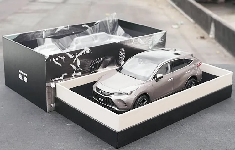 [OEM] 1:18 Toyota 2020 Harrier rosa modellino di auto Die-Cast