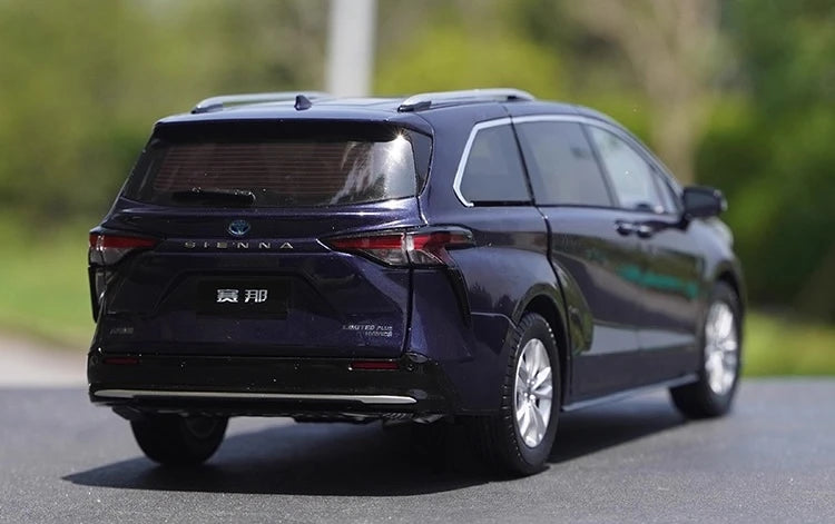 [OEM] 1:18 Toyota 2020 Sienna Blue Model Car Die-Cast
