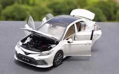 [OEM] 1:18 Toyota 2021 Camry White Model Car Die-Cast