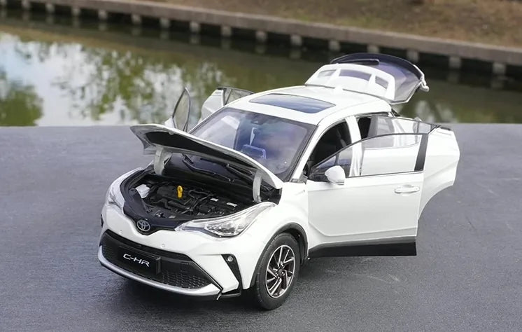 [OEM] 1:18 Toyota 2022 C-HR White Model Car Die-Cast
